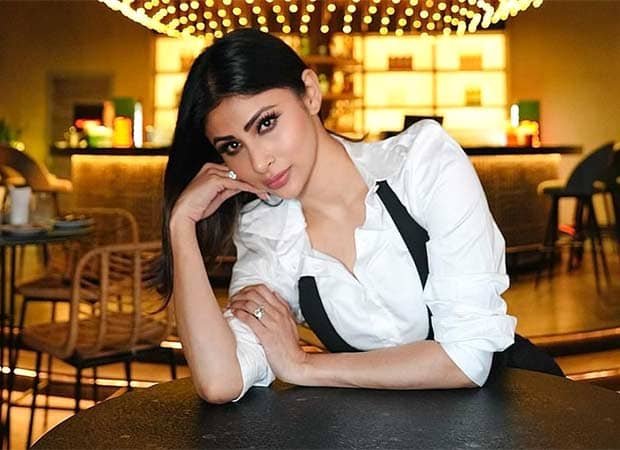 Mouni-Roy-opens-a-new-restaurant-called-Badmaash-in-Bangalore-growing-her-restaurant-business.-1